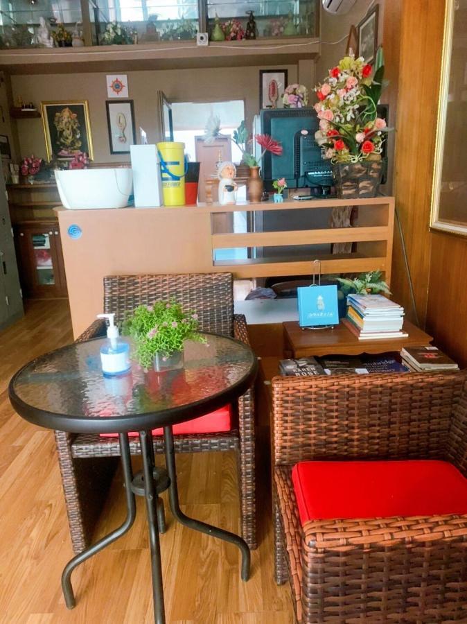 Ying Hostel กรุงเทพมหานคร ภายนอก รูปภาพ