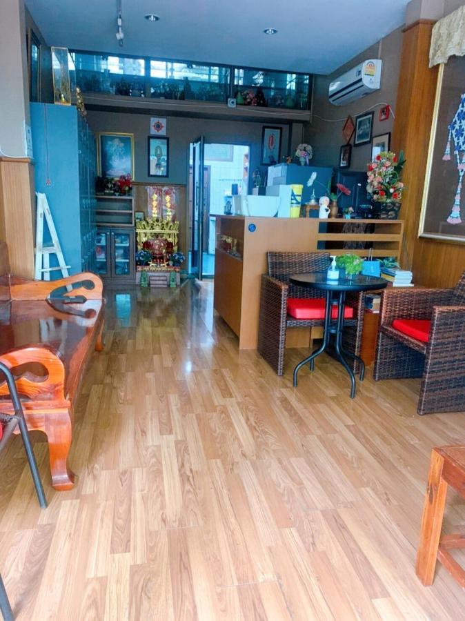 Ying Hostel กรุงเทพมหานคร ภายนอก รูปภาพ